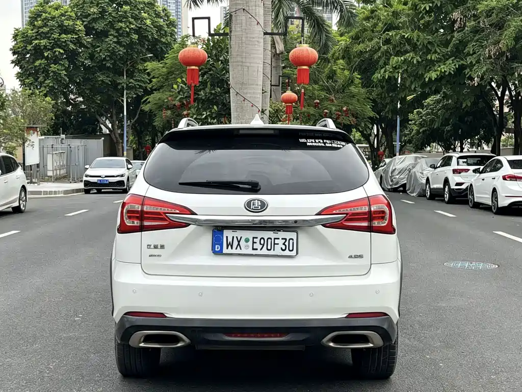 BYD Tang New Energy 2017