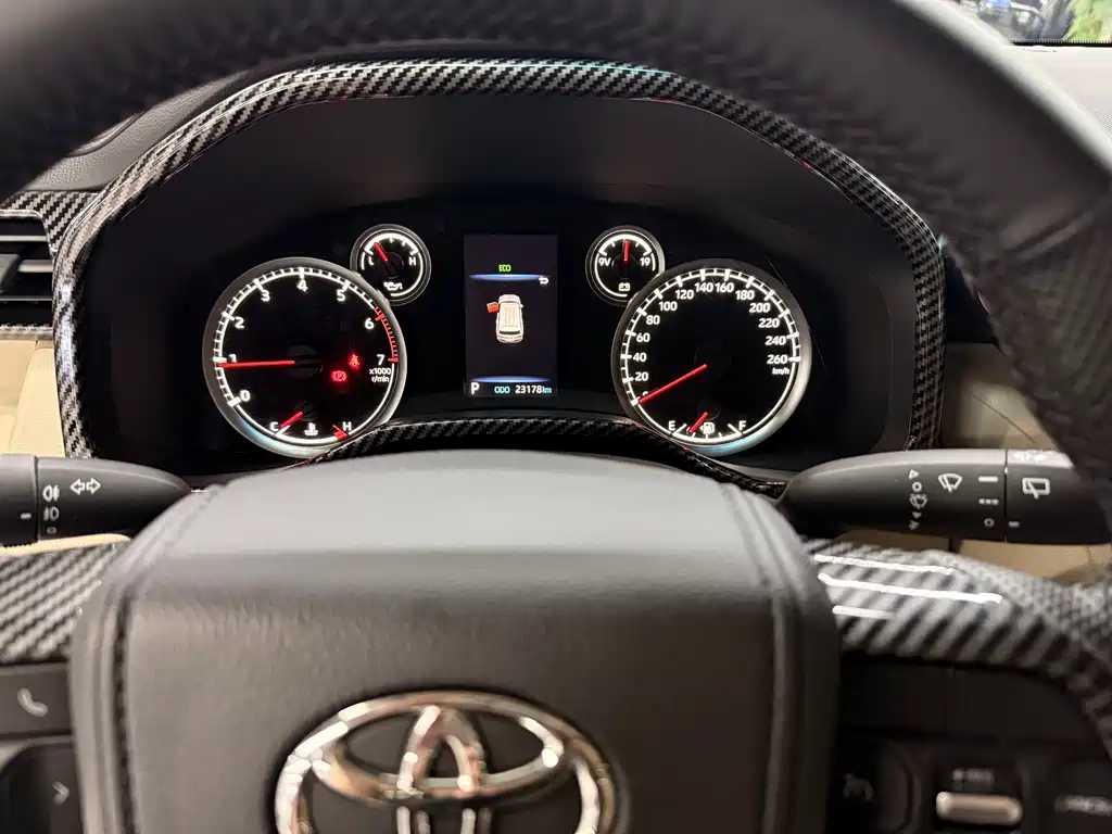 Toyota Land Cruiser 2025 — фото 16