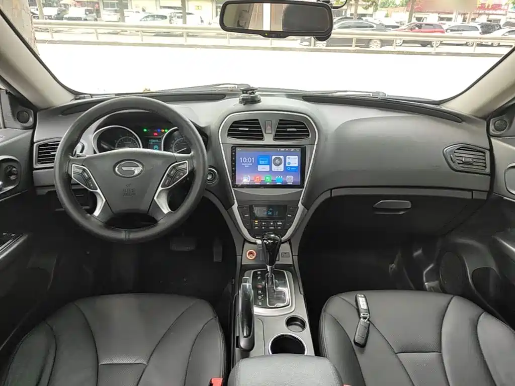 GAC Trumpchi GS5 2014 — фото 10