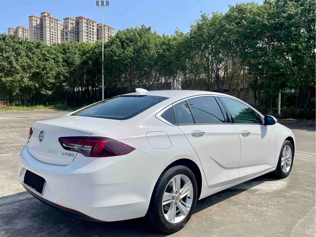 Buick Regal 2019 — фото 14