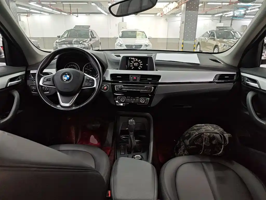 BMW X1 2017 — фото 16