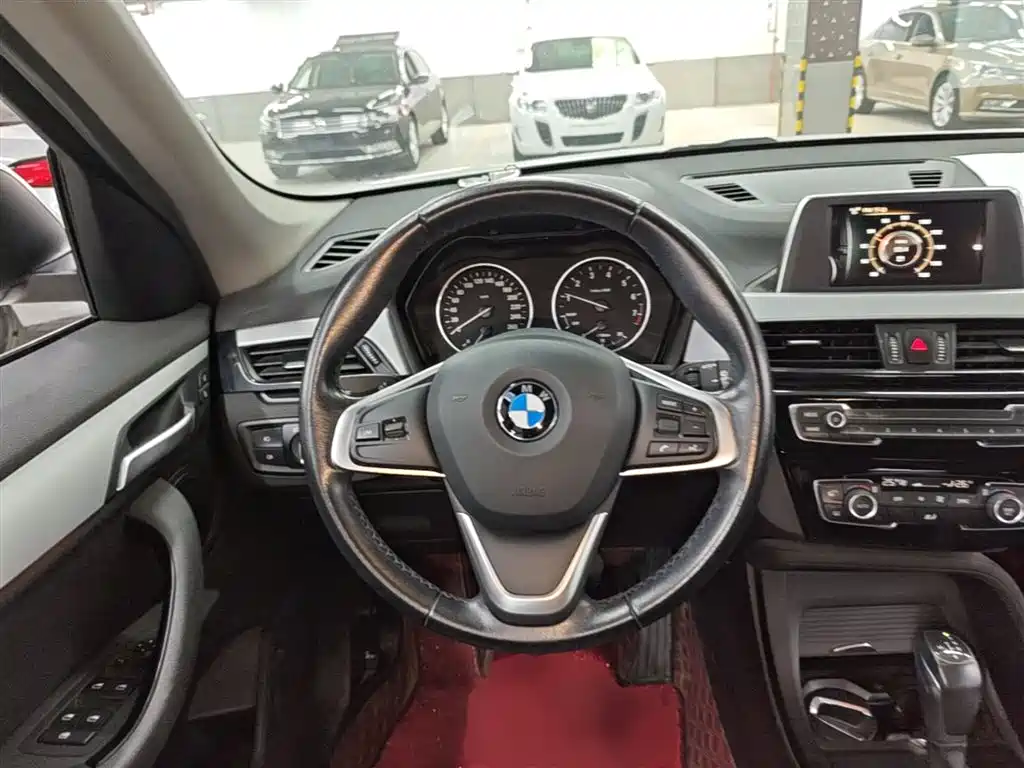 BMW X1 2017 — фото 17