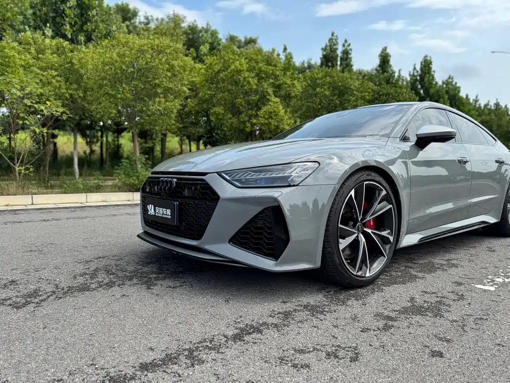 Audi RS 7 2021 — фото 14