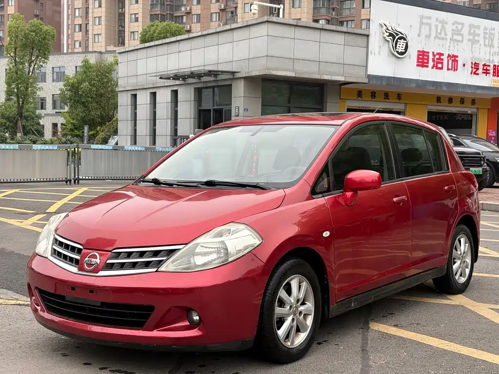 Nissan Tiida 2009