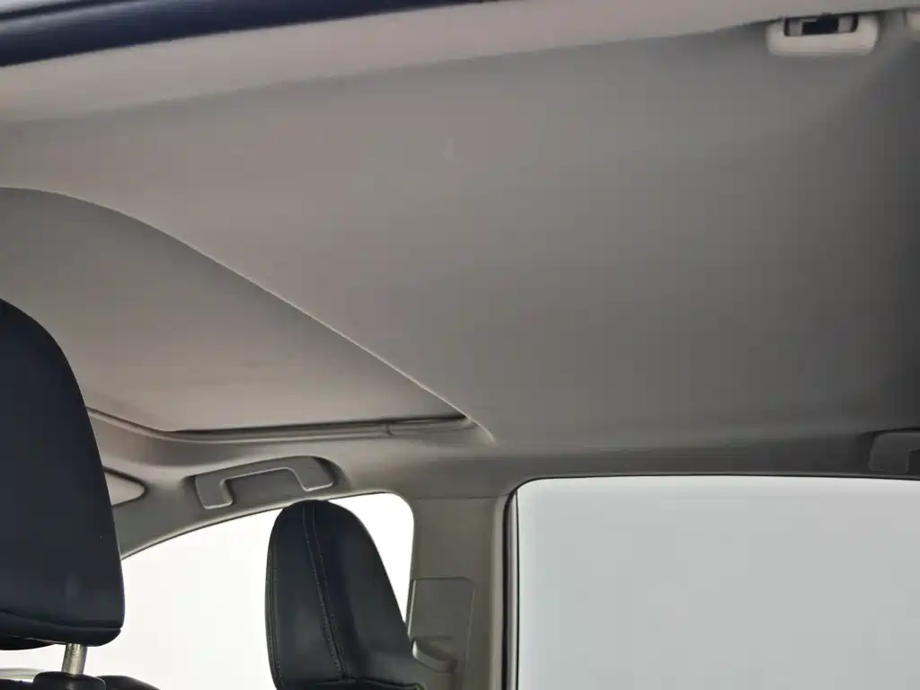 Toyota RAV4 2014 — фото 18