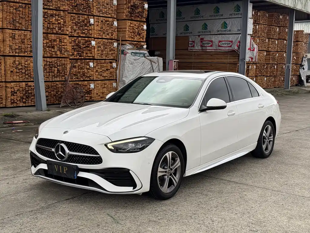 Mercedes-Benz C-Class 2022 — фото 1