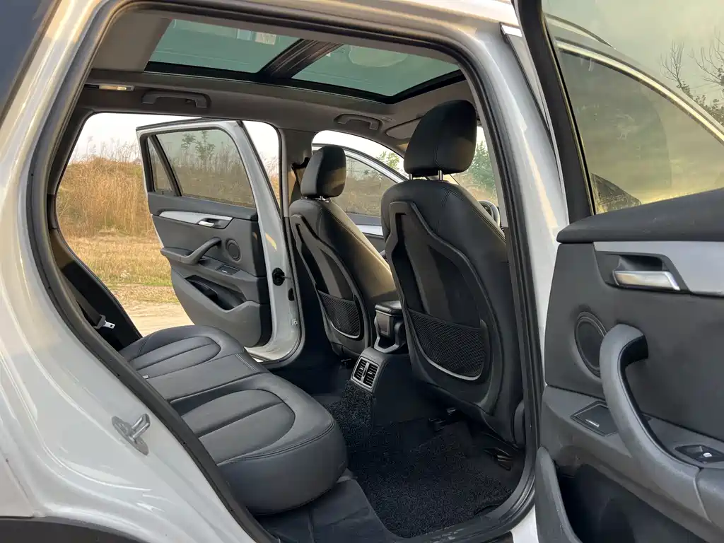 BMW X1 2019 — фото 18