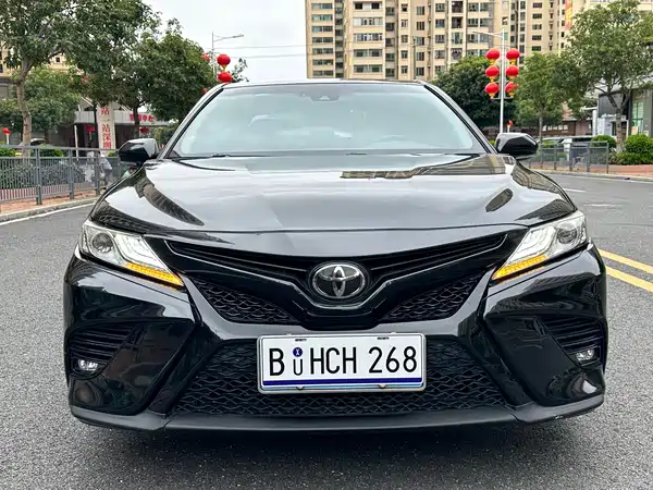 Toyota Camry 2019