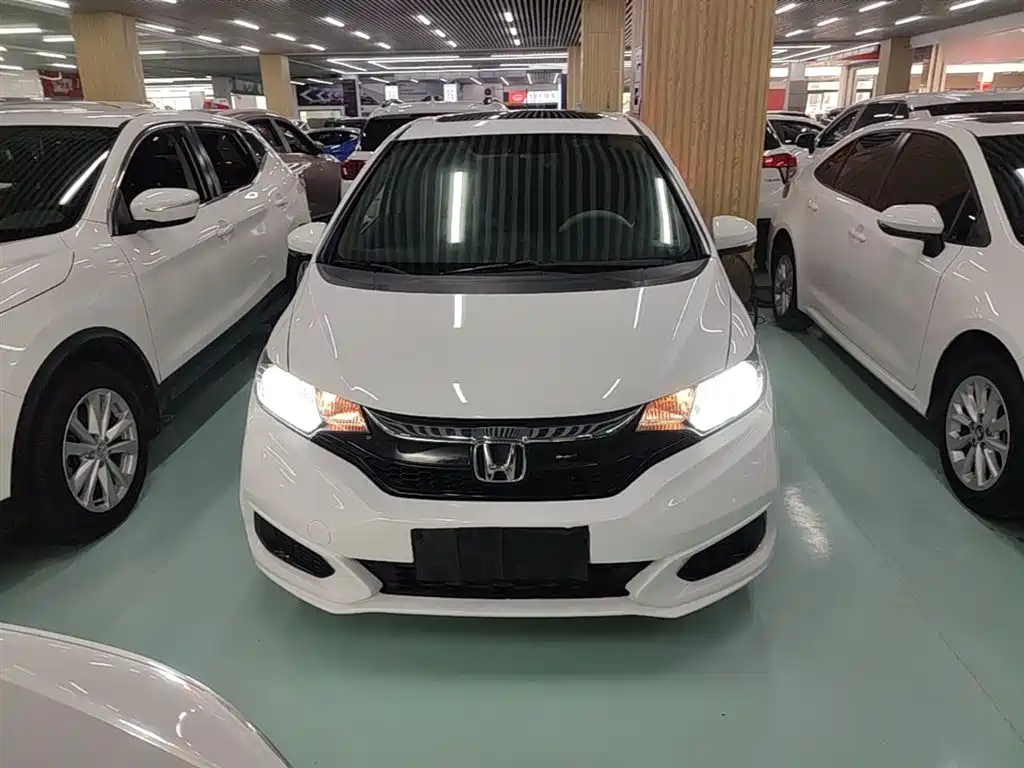 Honda Fit 2019 — фото 3