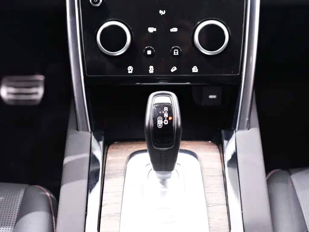 Land Rover Discovery Sport 2020 — фото 20