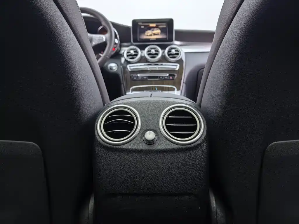 Mercedes-Benz GLC 2019 — фото 16