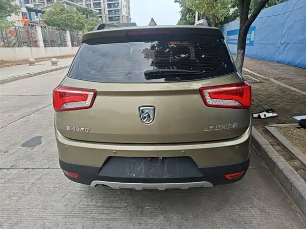Baojun 560 2015