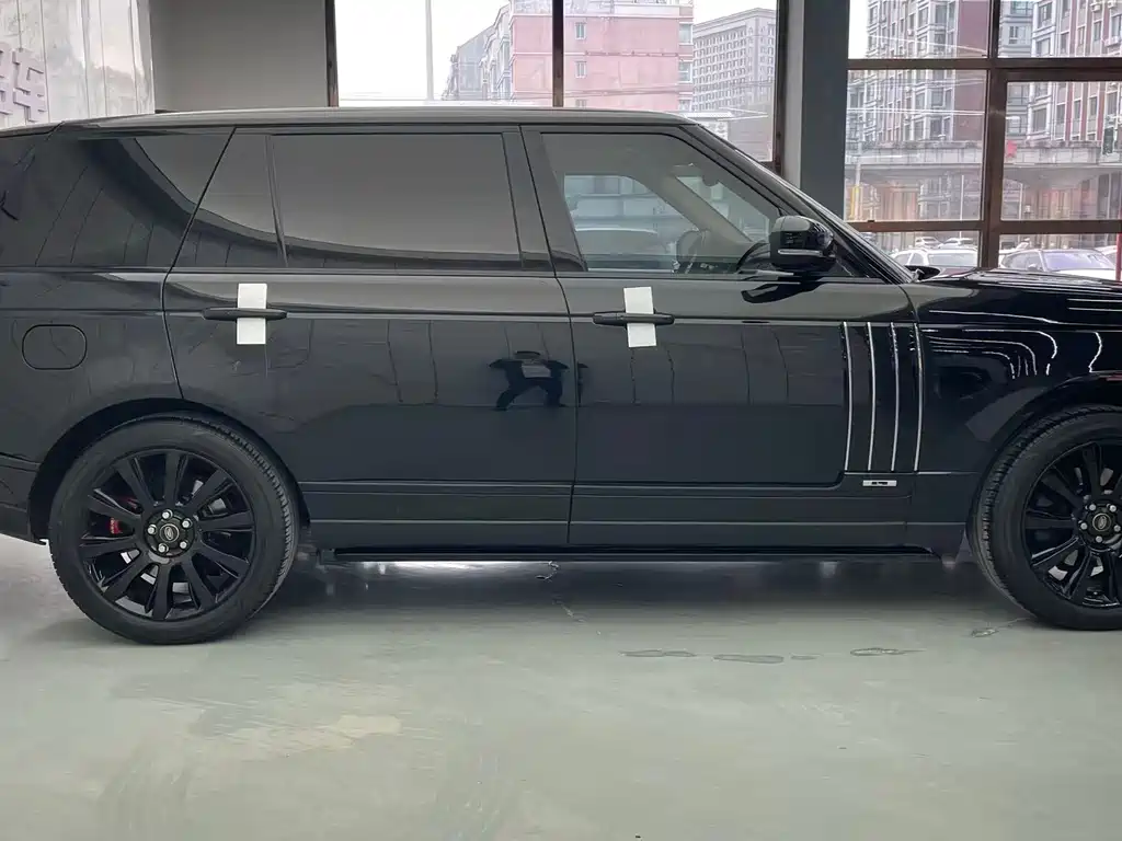 Land Rover Range Rover 2018 — фото 4