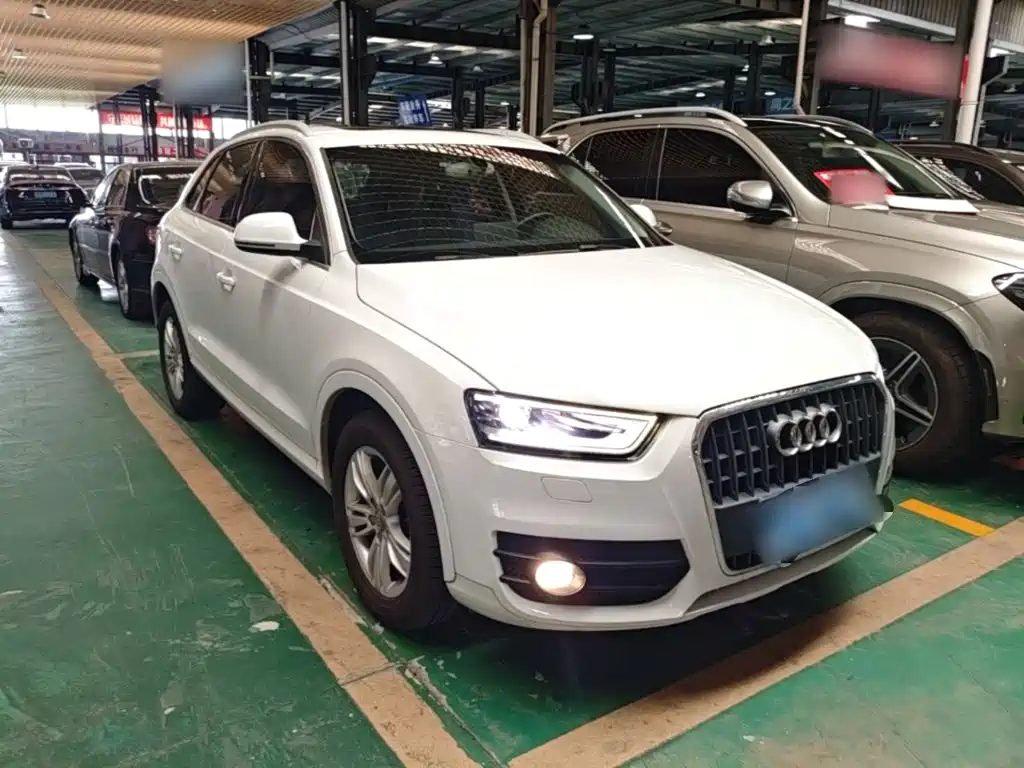 Audi Q3 2015