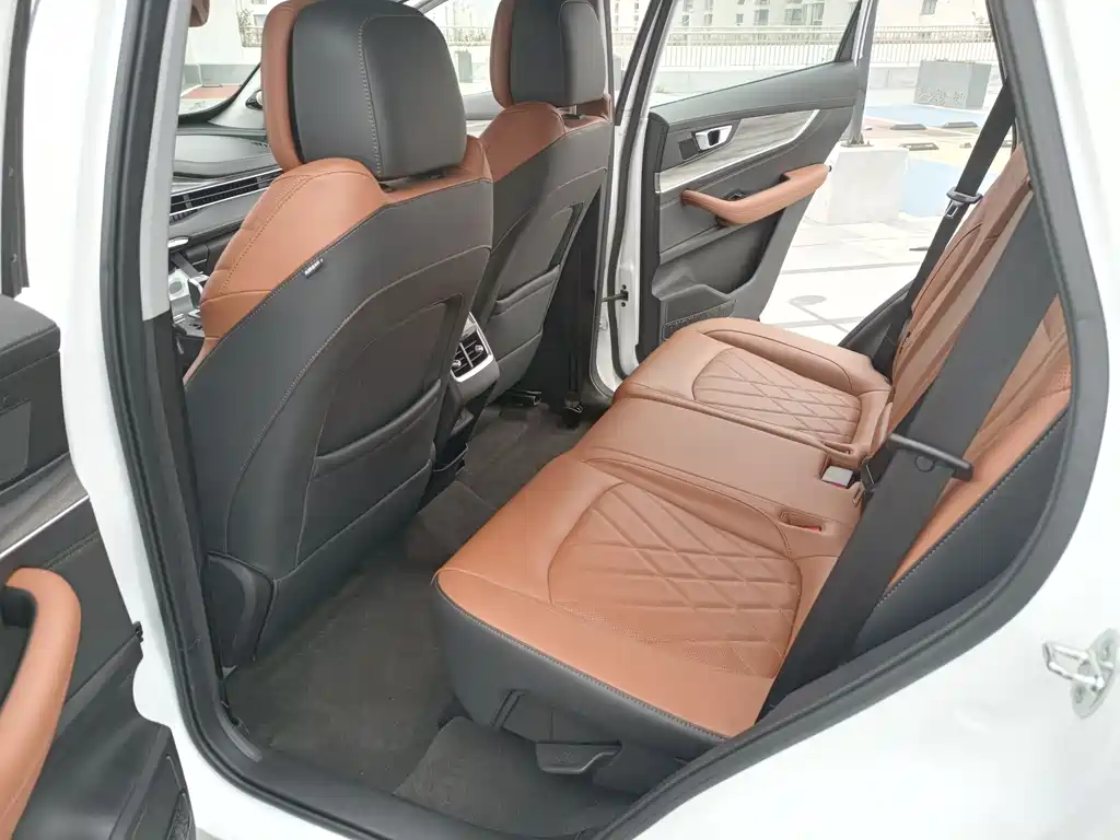 Chery Tiggo 8 PLUS 2022 — фото 11