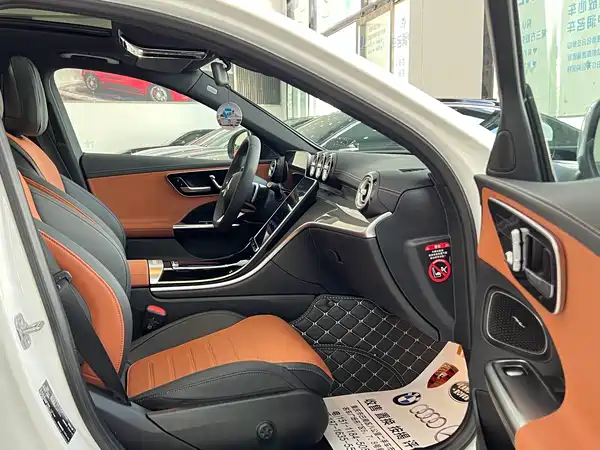 Mercedes-Benz C-Class 2024
