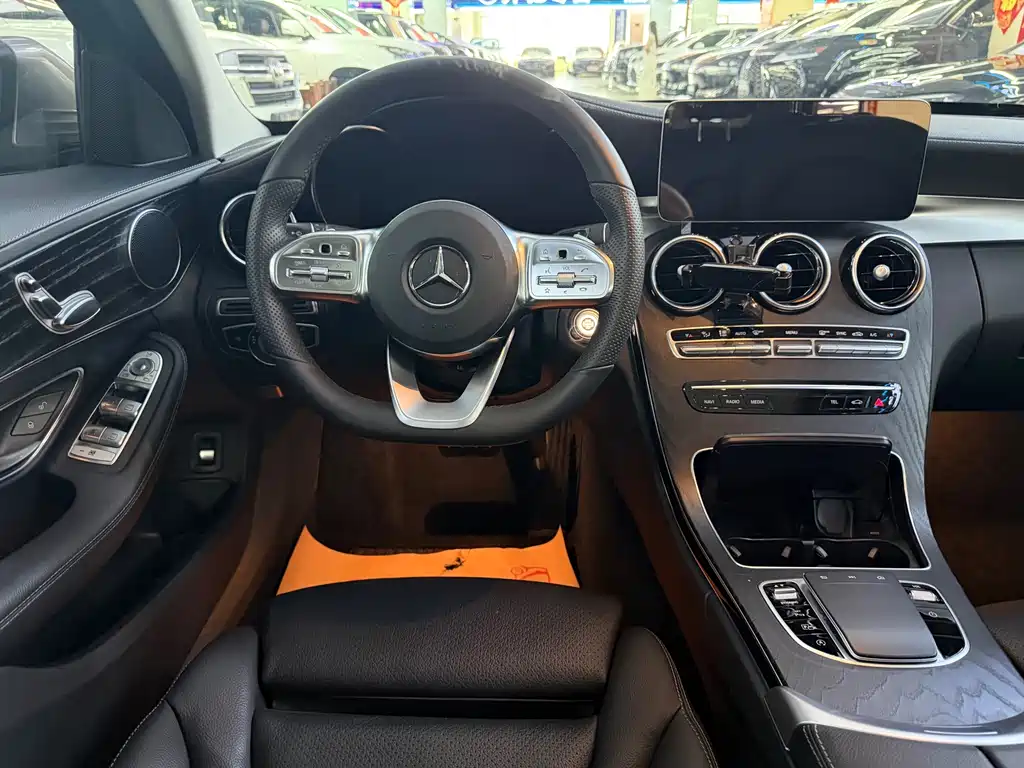Mercedes-Benz C-Class 2021 — фото 10
