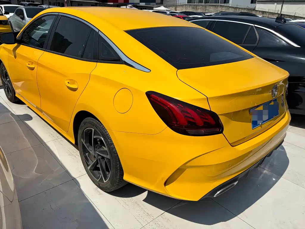 MG MG5 2021