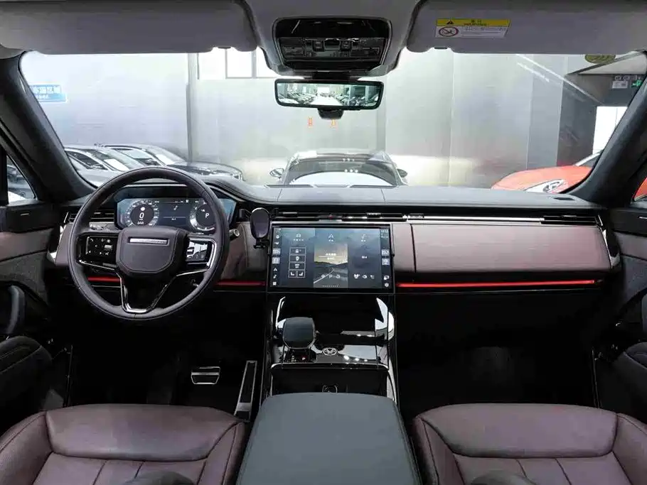 Land Rover Sport 2025 — фото 16