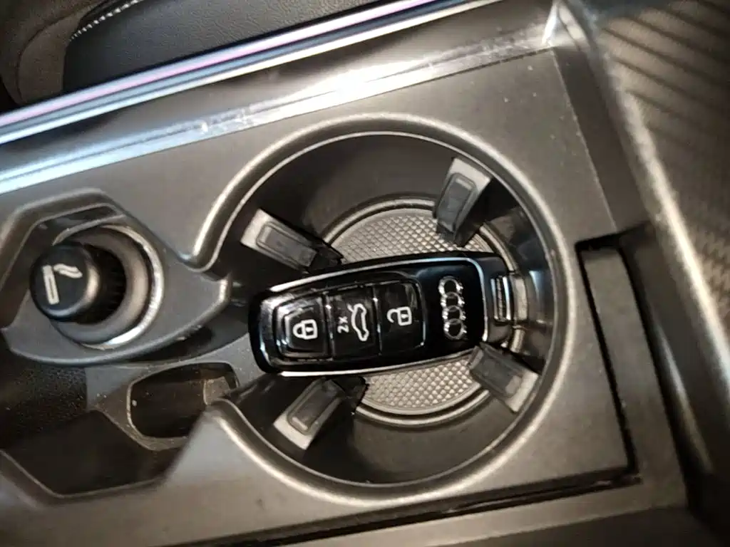 Audi A7L 2023 — фото 17