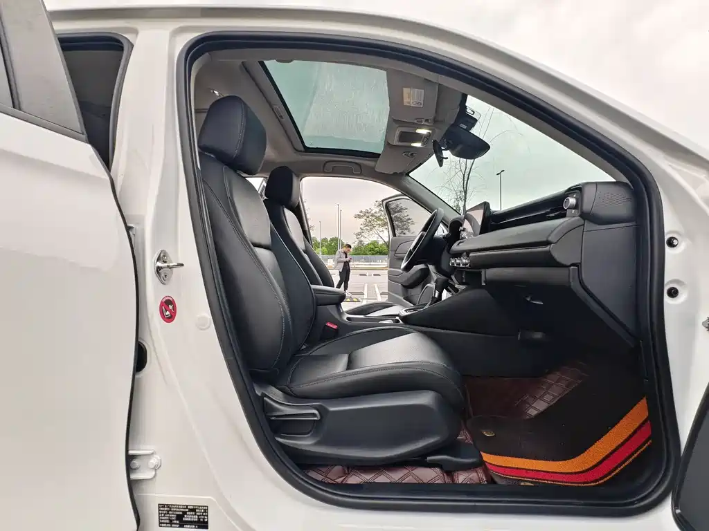 Honda Vezel 2023 — фото 10