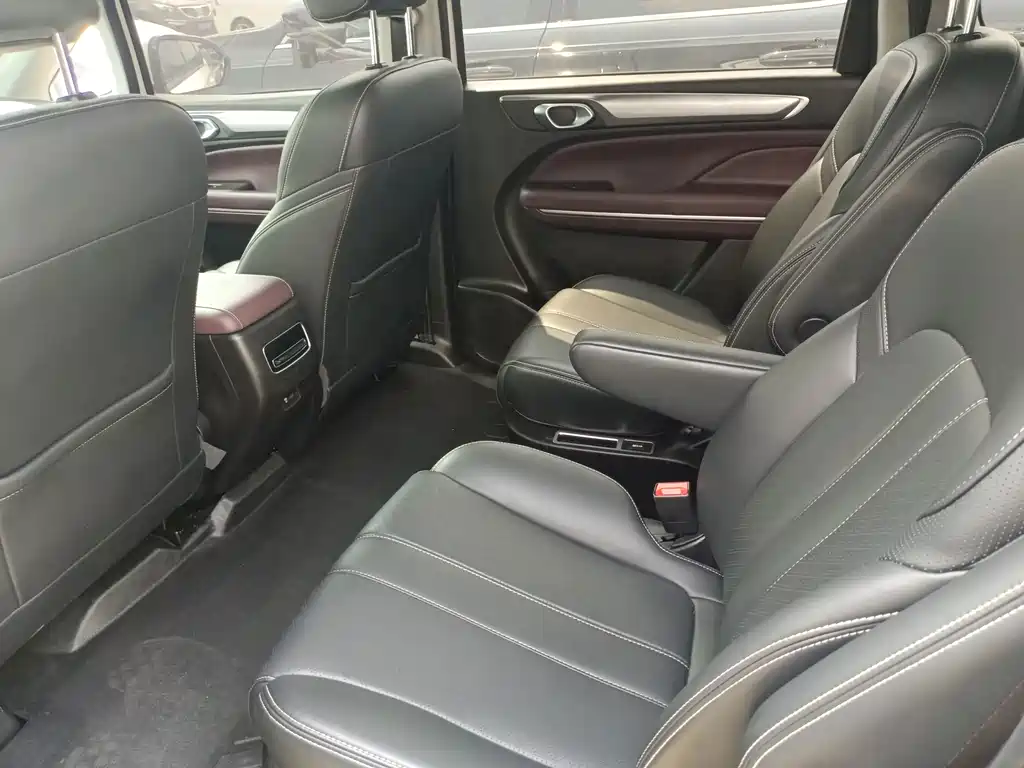 GAC Trumpchi M6 2021 — фото 5