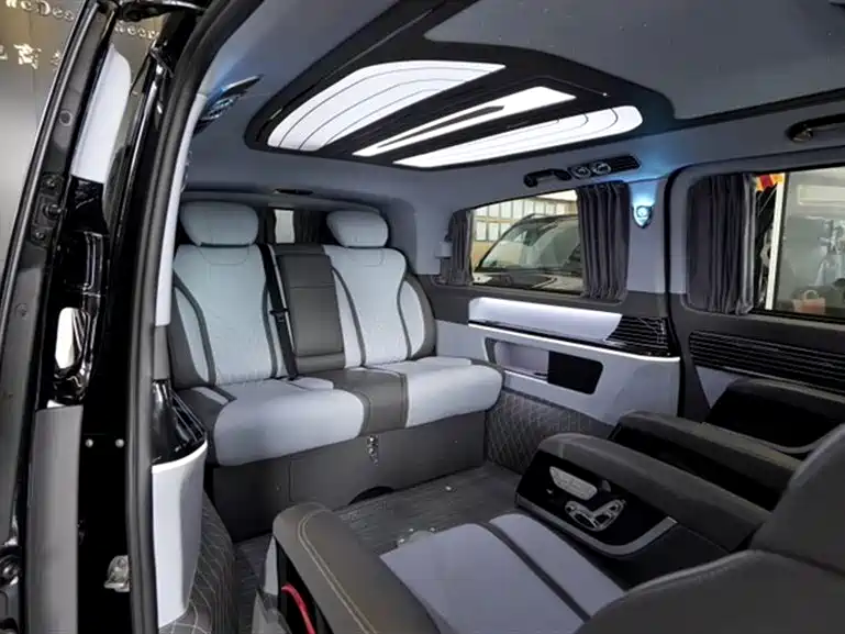 Mercedes-Benz Vito 2023 — фото 19