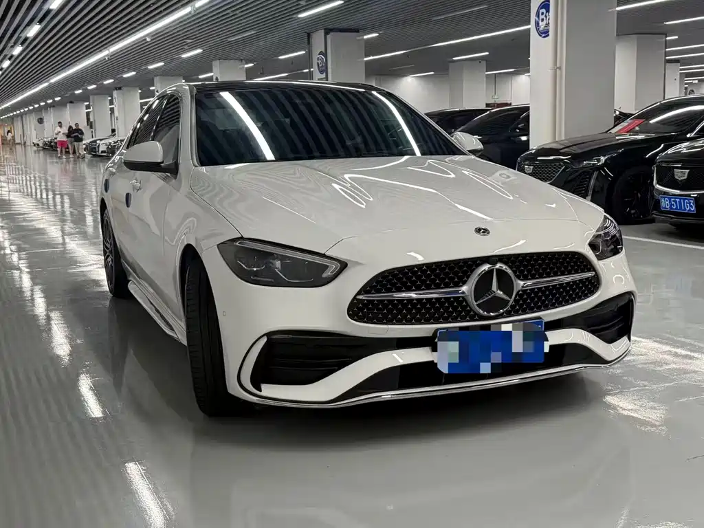 Mercedes-Benz C-Class 2023