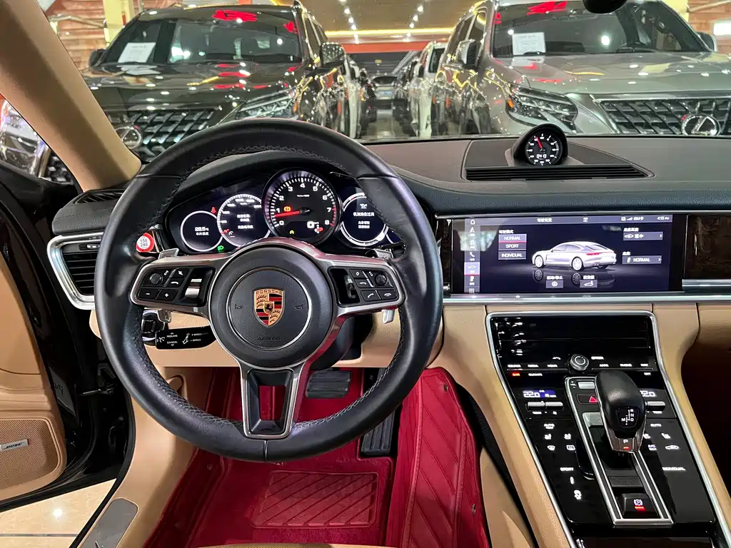 Porsche Panamera 2019 — фото 9