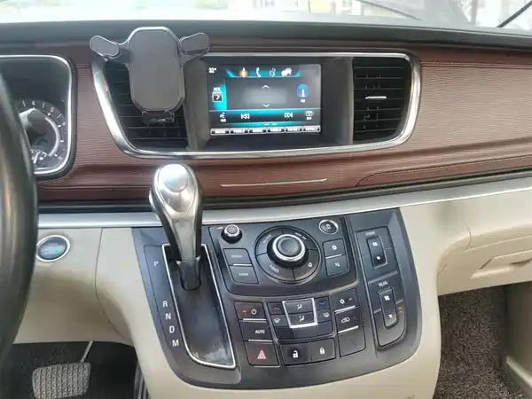 Buick GL8 2018