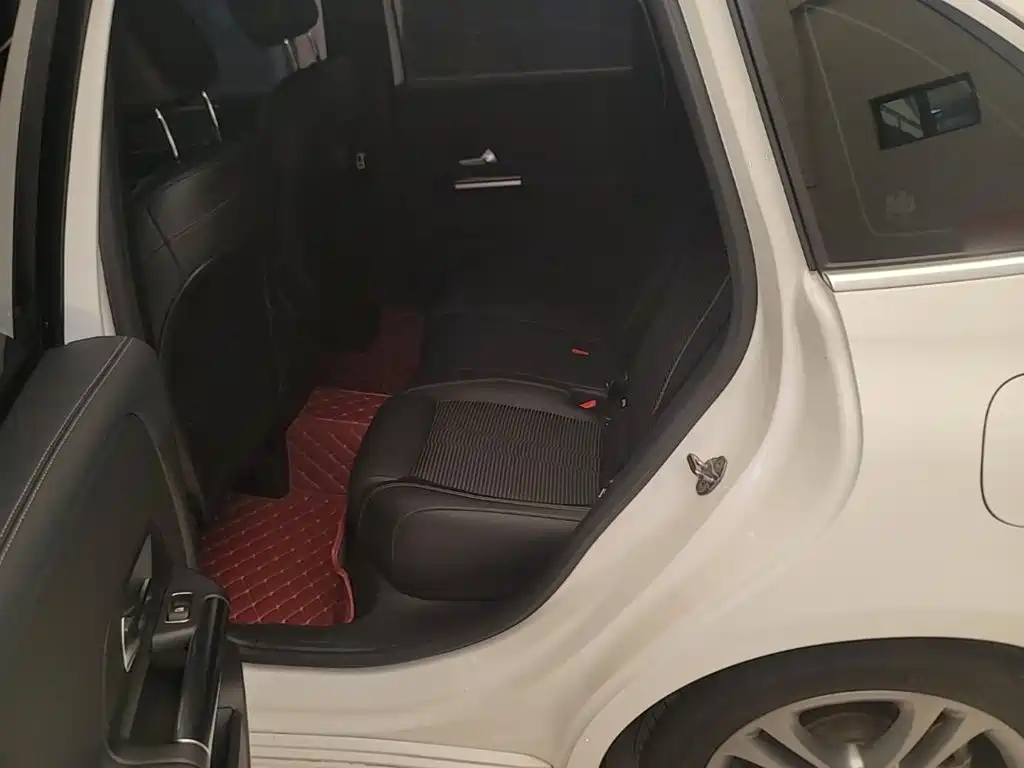 Mercedes-Benz B-Class 2020 — фото 17