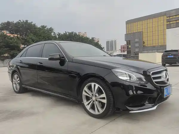 Mercedes-Benz E-Class 2015