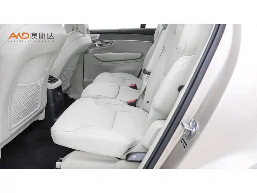 Volvo XC90 PHEV 2025 — фото 7