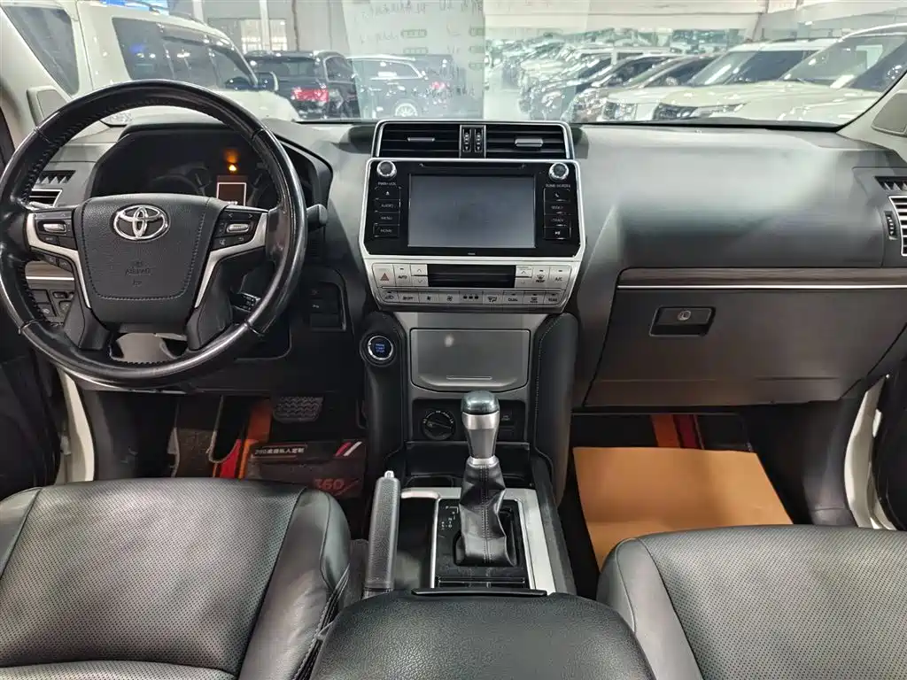 Toyota Prado 2020 — фото 14
