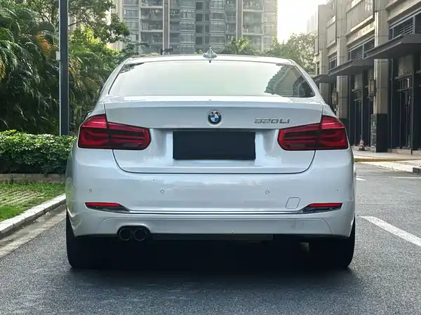 BMW 3 Series 2017