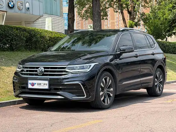 Volkswagen Tiguan L 2023