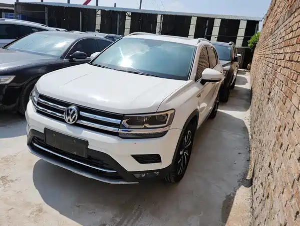 Volkswagen Tharu 2019