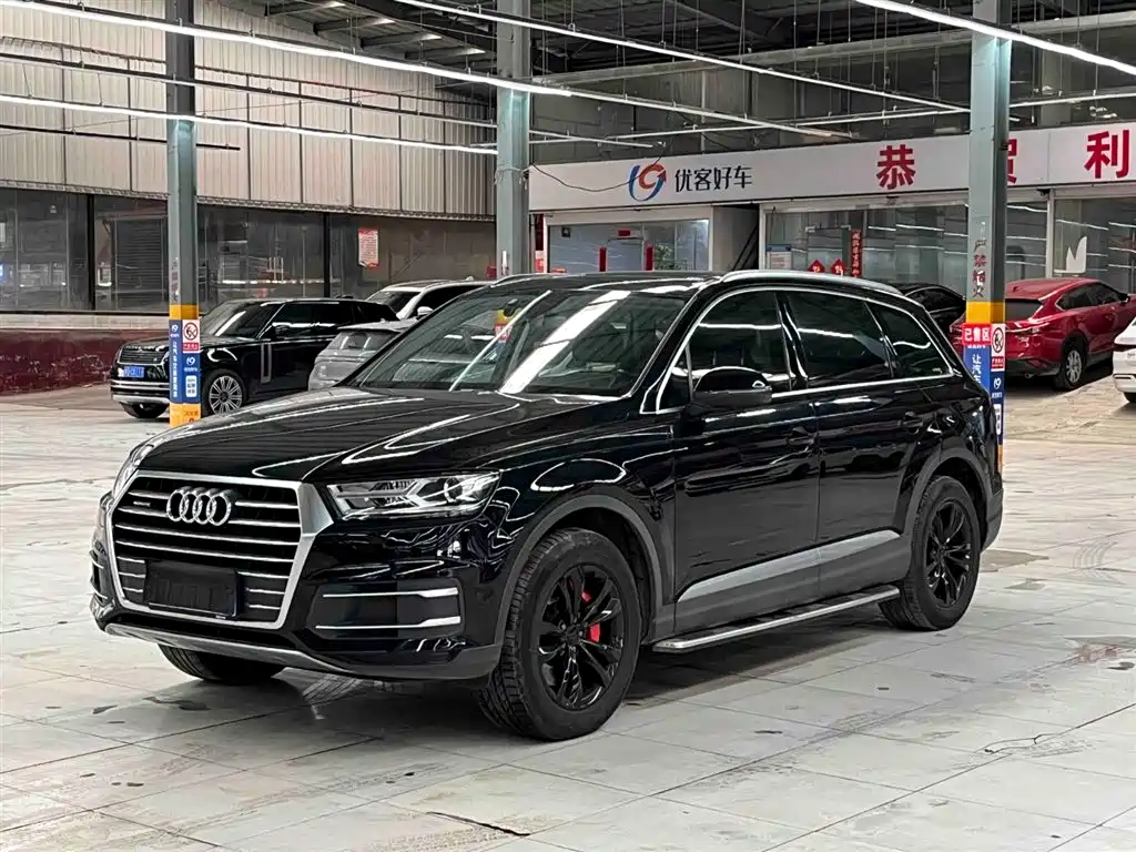 Audi Q7 2017 — фото 20