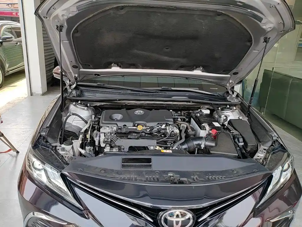 Toyota Camry 2021 — фото 20