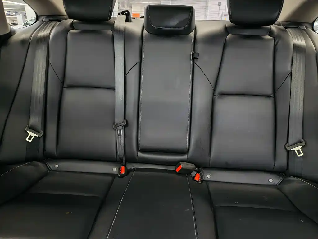 Honda Inspire 2021 — фото 12