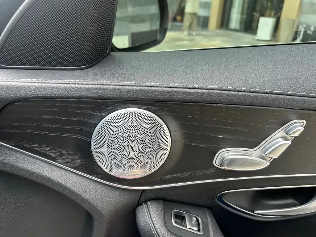 Mercedes-Benz C-Class 2020 — фото 13