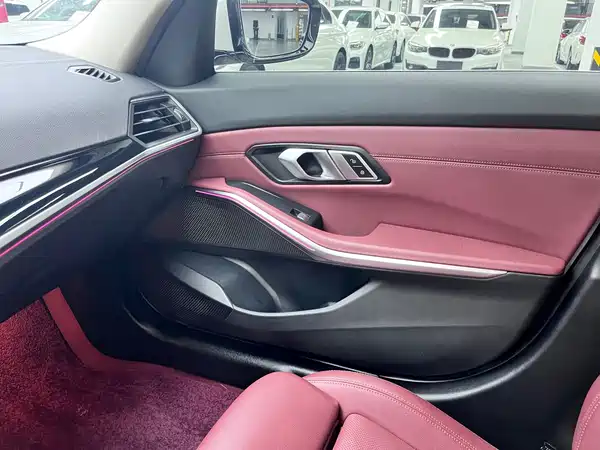 BMW i3 2024