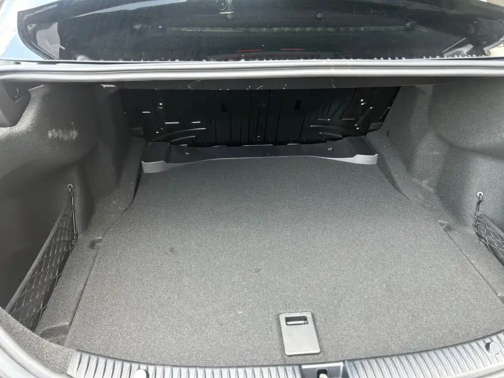 Mercedes-Benz C-Class 2020 — фото 18