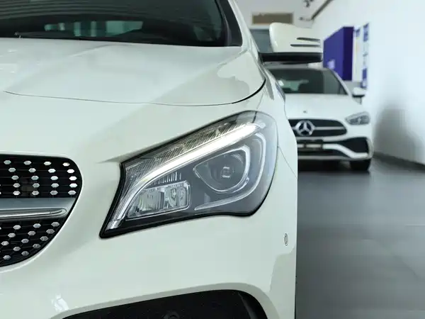 Mercedes-Benz CLA 2017