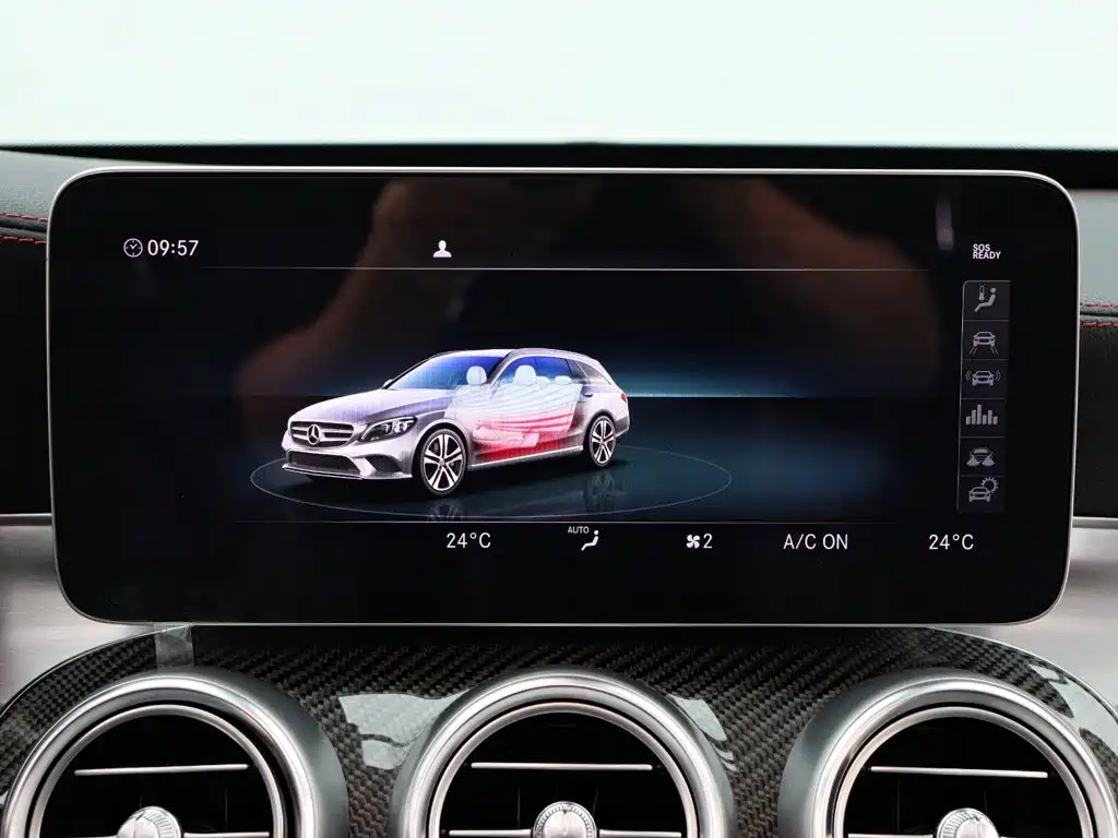 Mercedes-Benz C-Class AMG 2021 — фото 18