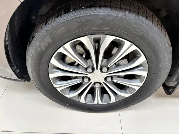 Buick GL8 2022