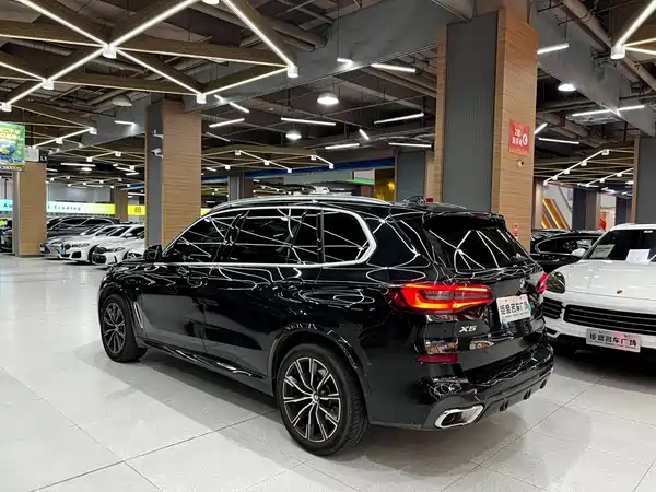 BMW X5 2022