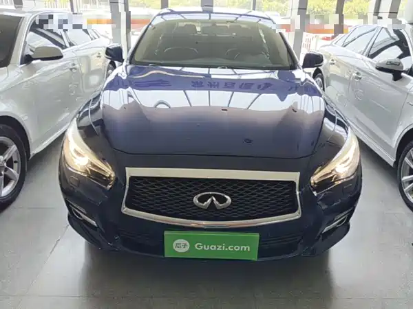 Infiniti Q50L 2017