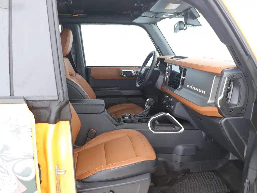 Ford Bronco 2025 — фото 10