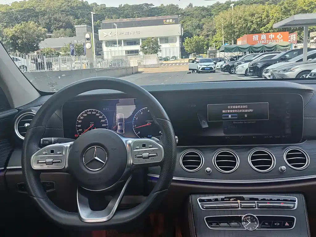 Mercedes-Benz E-Class 2020 — фото 15
